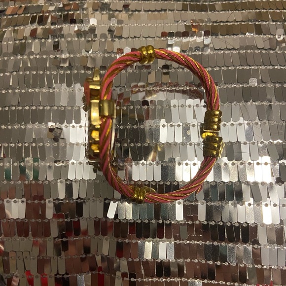 Hello kitty watch ajustable pink and gold - Picture 2 of 2